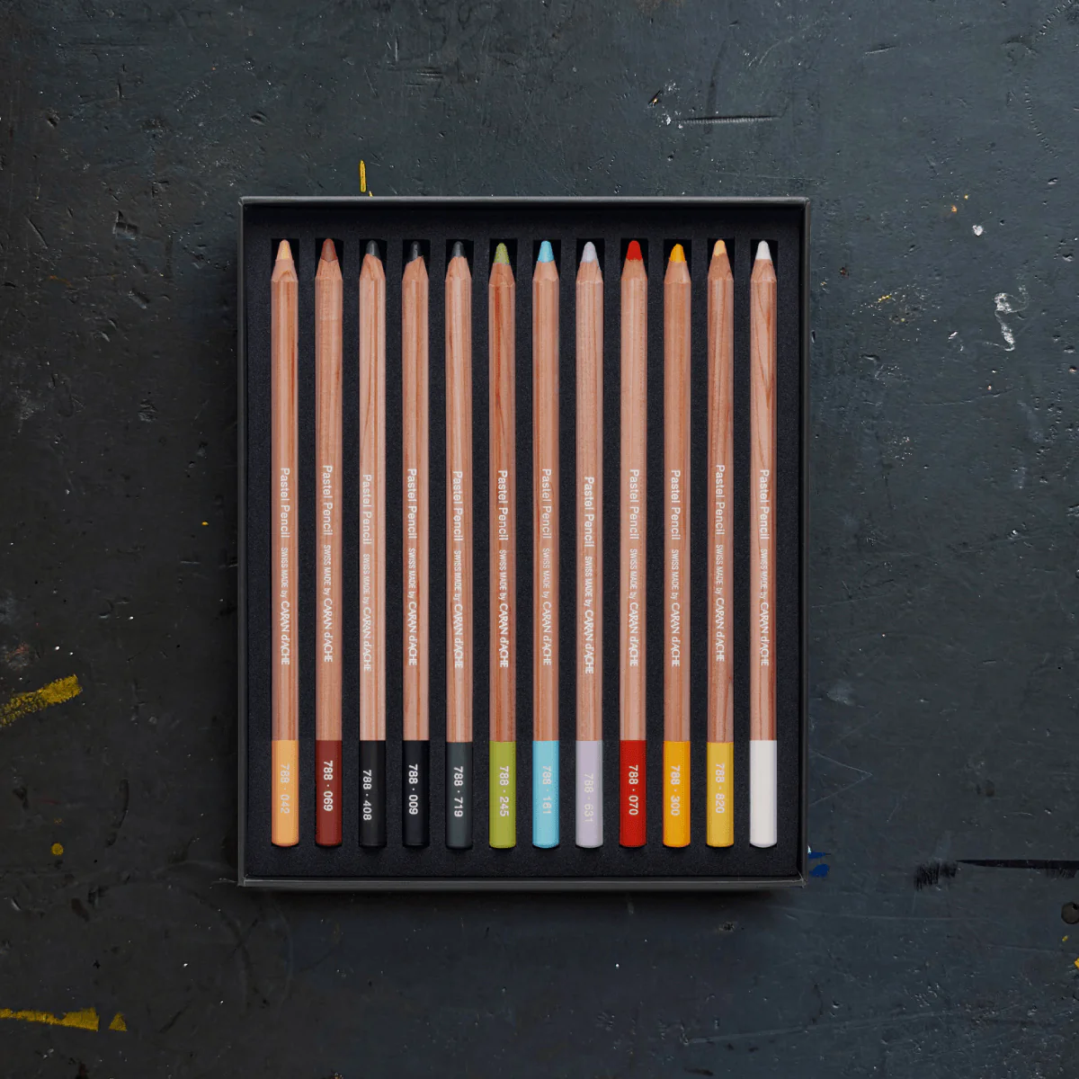 Caran d'Ache - Pastel Pencils - Set of 12 Colours - Image 2