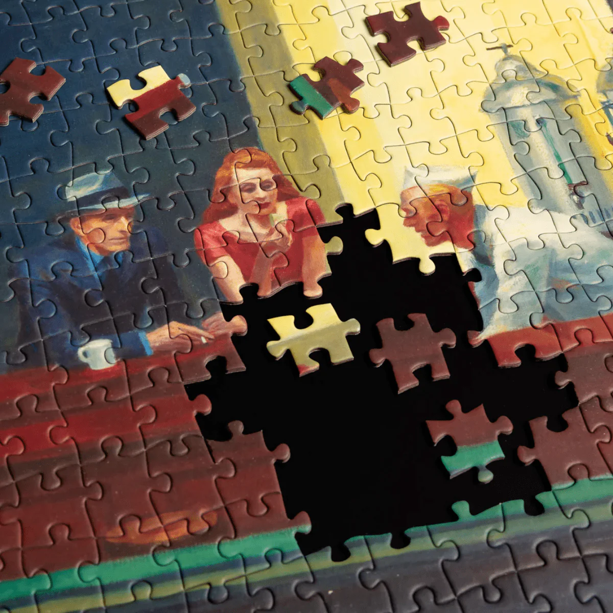 Edward Hopper's Nighthawks - 1,000 Piece Jigsaw Puzzle - Image 2
