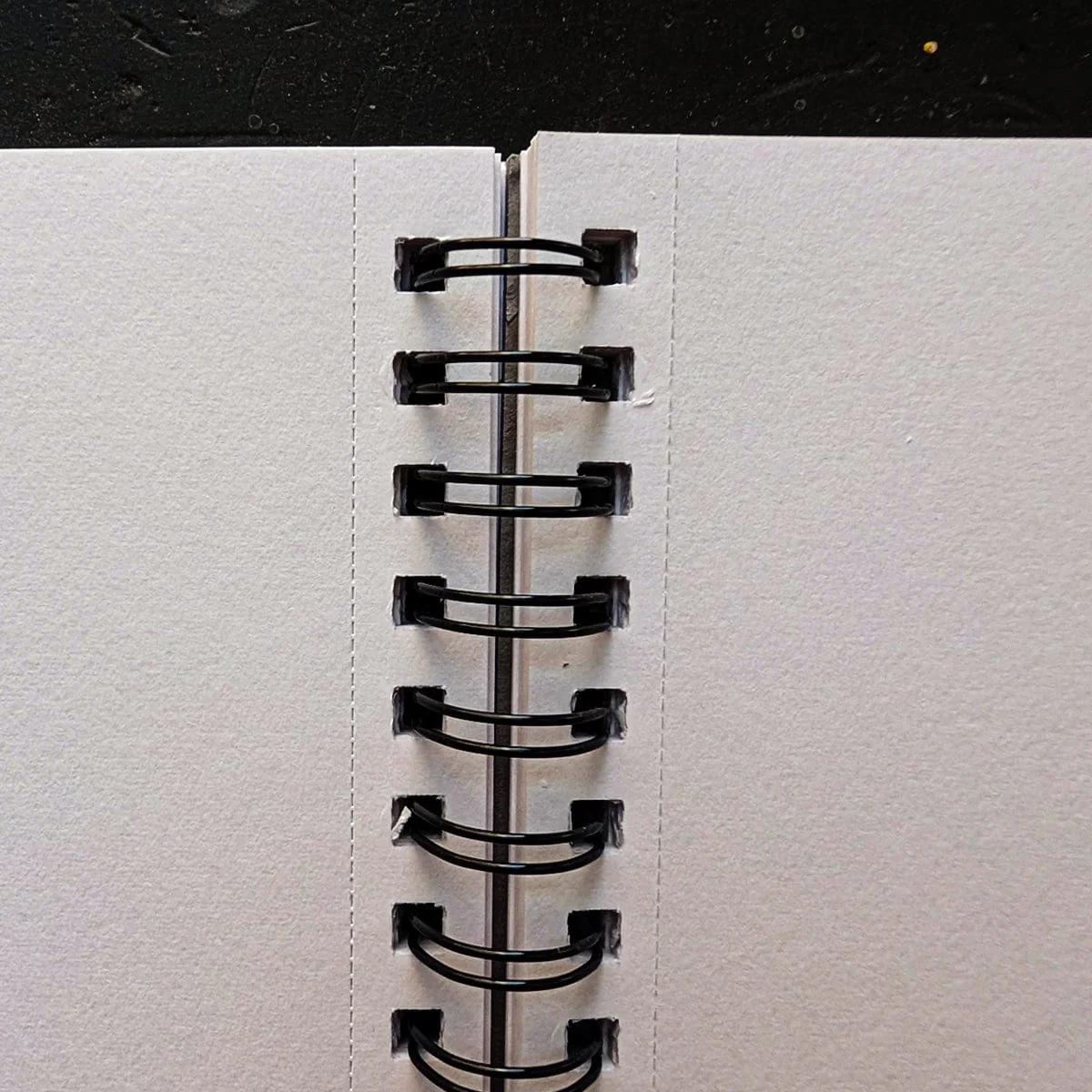 Fabriano - 1264 - Mixed Media Paper - 110lb - 7x10" Coil Pad - Image 2