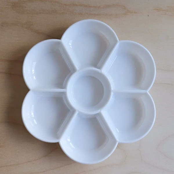 Gwartzman's - Plastic Palette - 7 Well Flower - Large