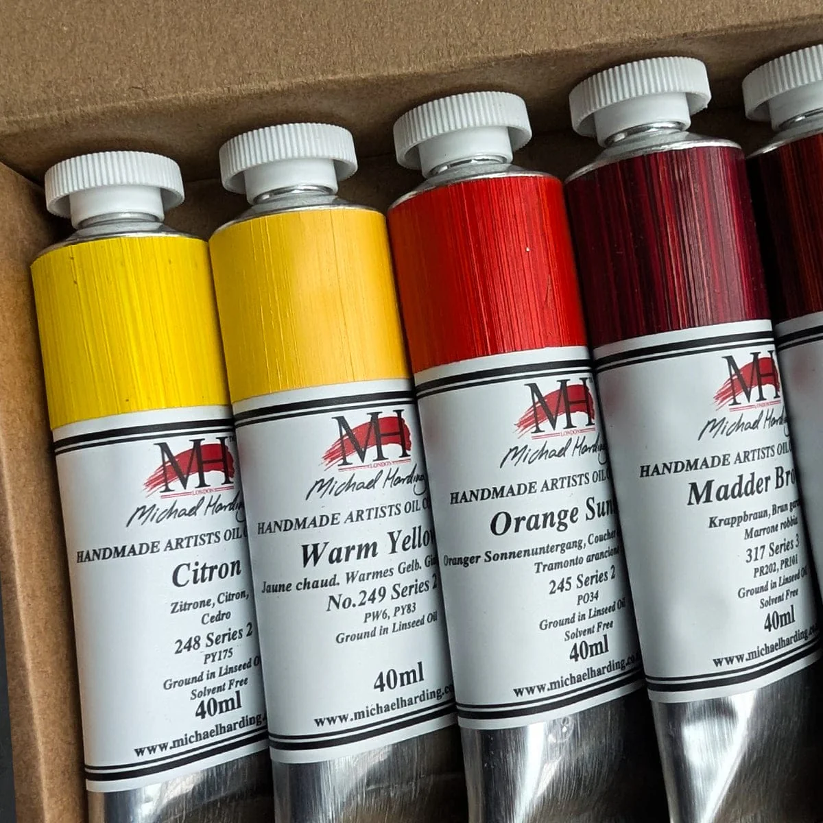 Michael Harding - Artists' Oil Colour - 10 Colour Set - Whitechapel - Image 3