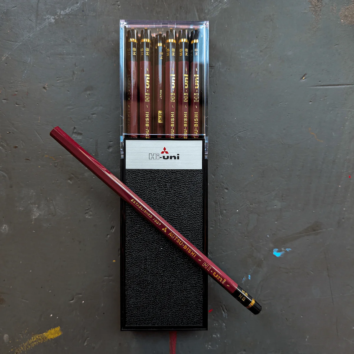 Mitsubishi - Hi-uni - Professional Graphite Pencils - Cases of 12 - Image 2