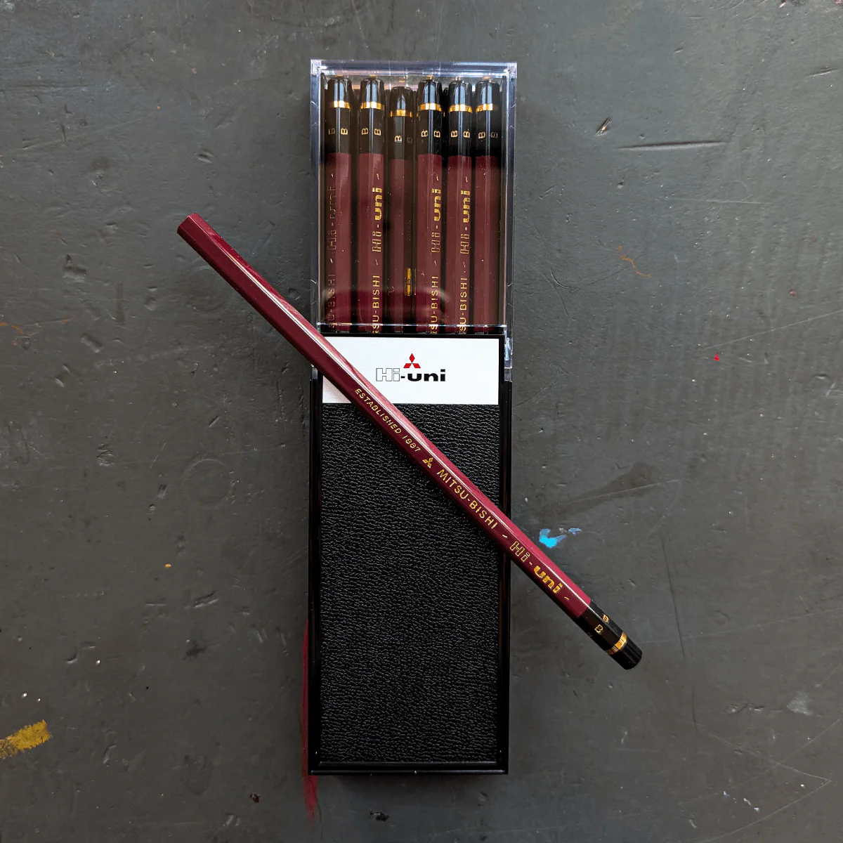 Mitsubishi - Hi-uni - Professional Graphite Pencils - Cases of 12 - Image 3