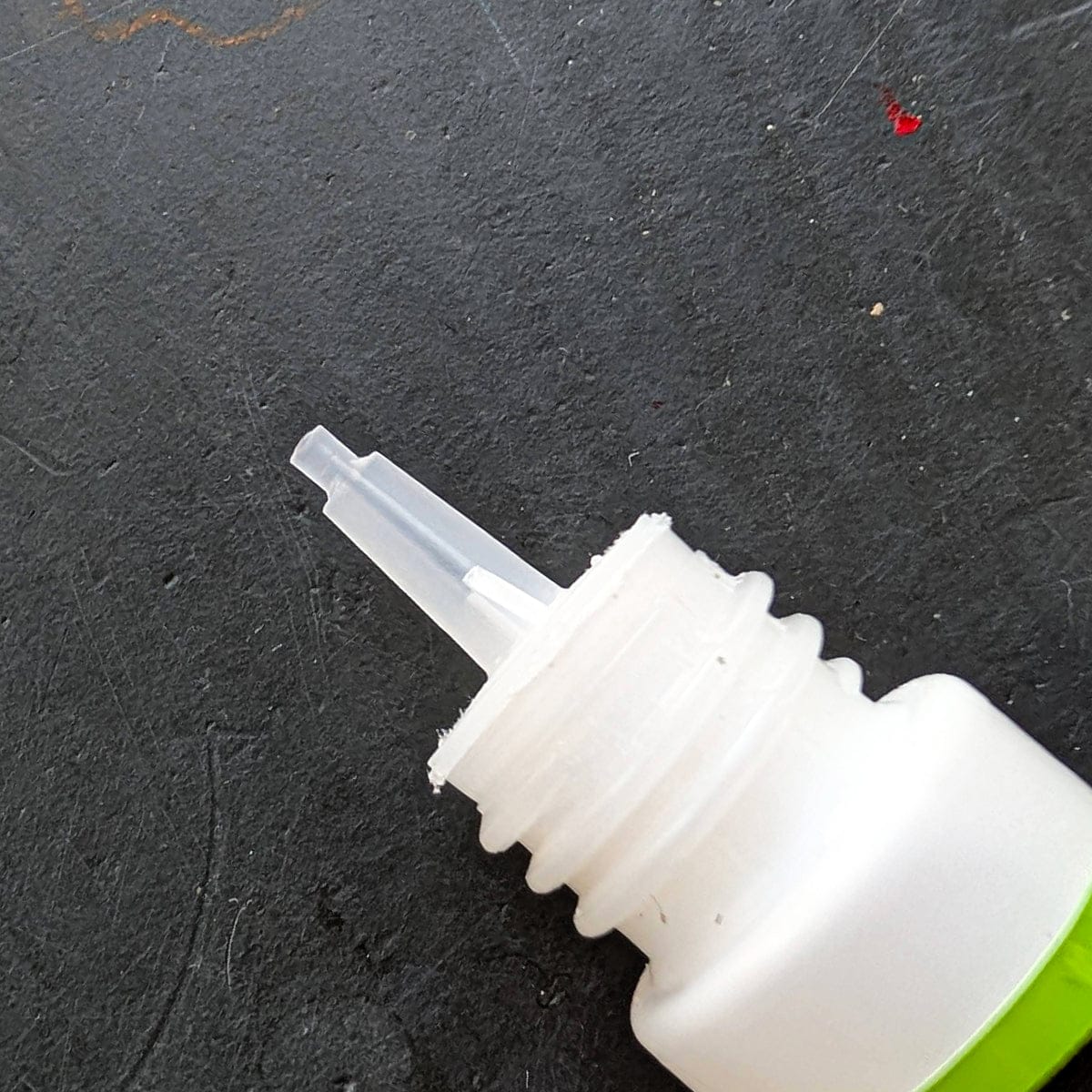 Schmincke - Masking Fluid - White - 25mL Tube - Image 2