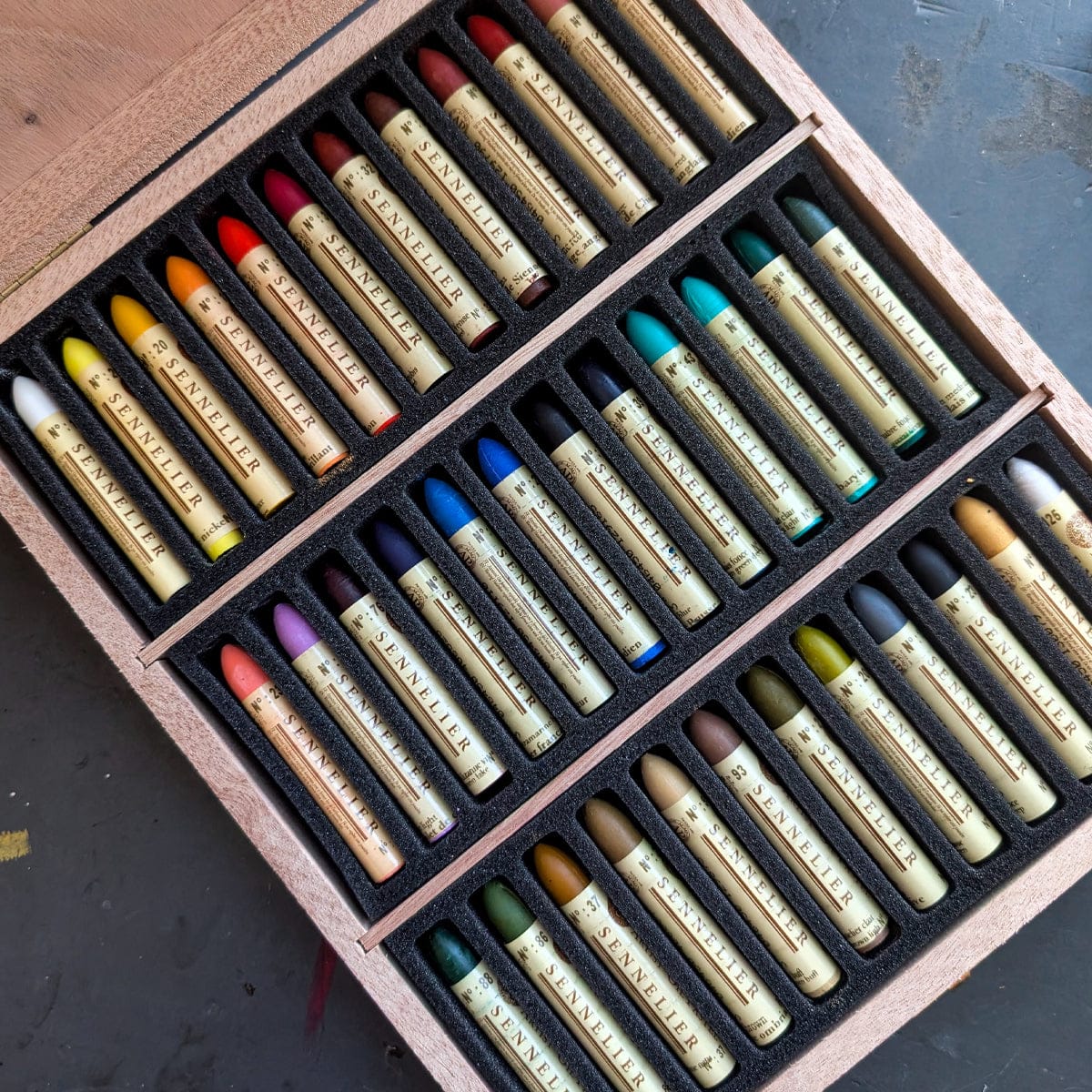 Sennelier - Oil Pastels - Wooden Box Set - 36 Colours - Image 2