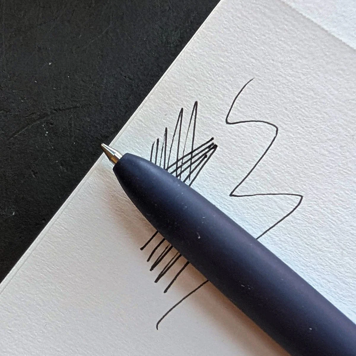 Uniball - Zento Standard - Retractable 0.5mm Gel Pens - Image 2