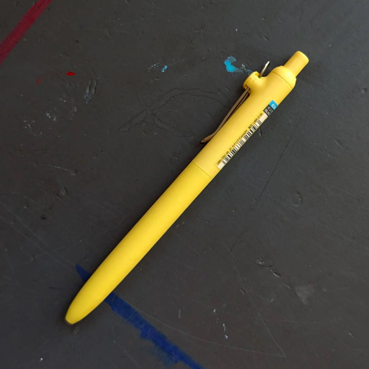 Uniball - Zento Standard - Retractable 0.5mm Gel Pens - Image 3