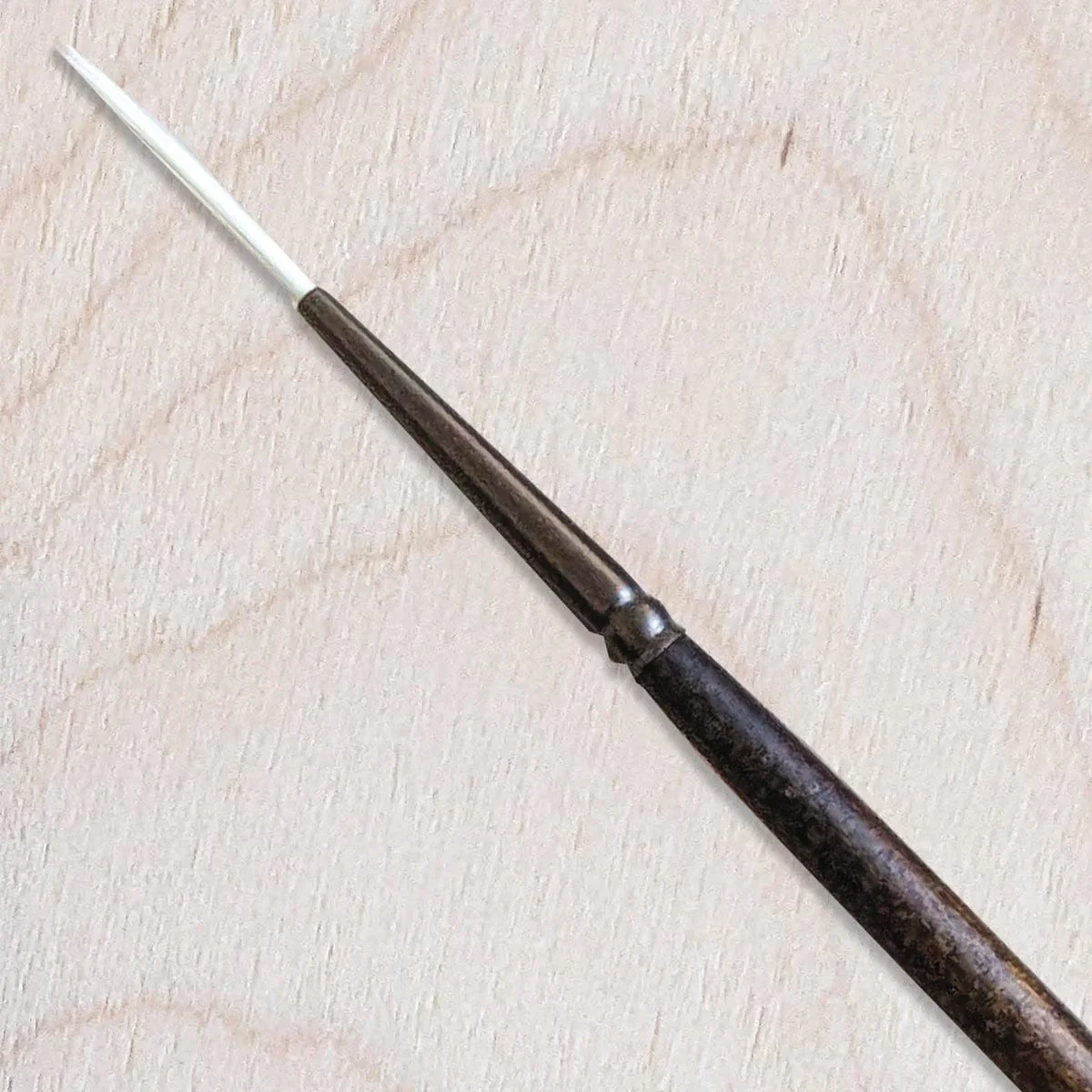 Willow Wolfe - Seneca Artist Brushes - Series 1700 - Liner