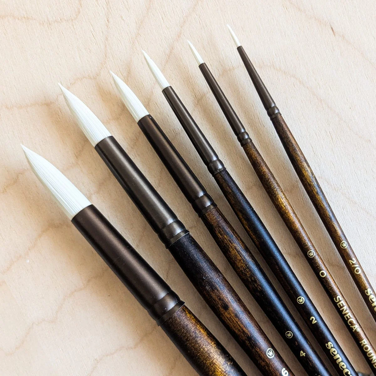 Willow Wolfe - Seneca Artist Brushes - Series 1700 - Rounds